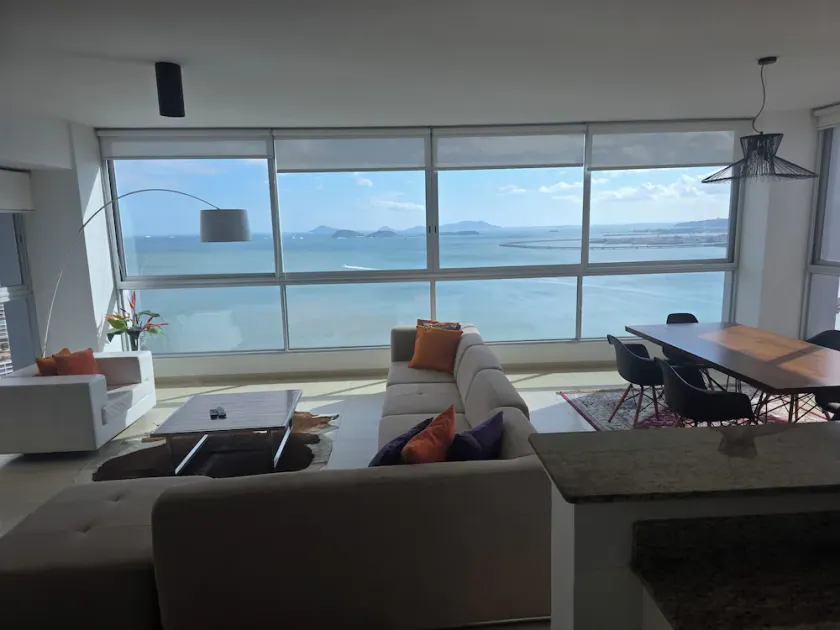Best Apartment, Ocean Front, High floor, Best PTY Location - Image 1