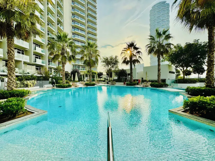 Venduras -Bright Studio Hameni Tower JVC - Image 1