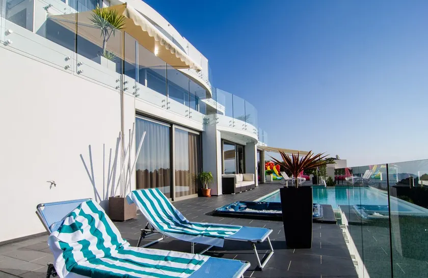 VILLA UNIQUE 10 personnes Ultra LUXE - Image 1