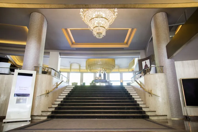 Hotel Tres Reyes Pamplona - Image 1