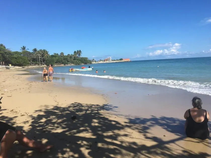 A luxury condo that is a work of ART, 200 feet from the beach, - Image 1