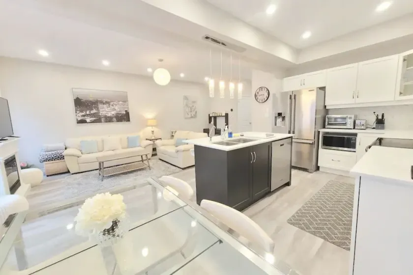 Beautiful & New 3 Bedroom Home – King bed - 2 Parking - 5 Mins of Hwy 401 - Image 1