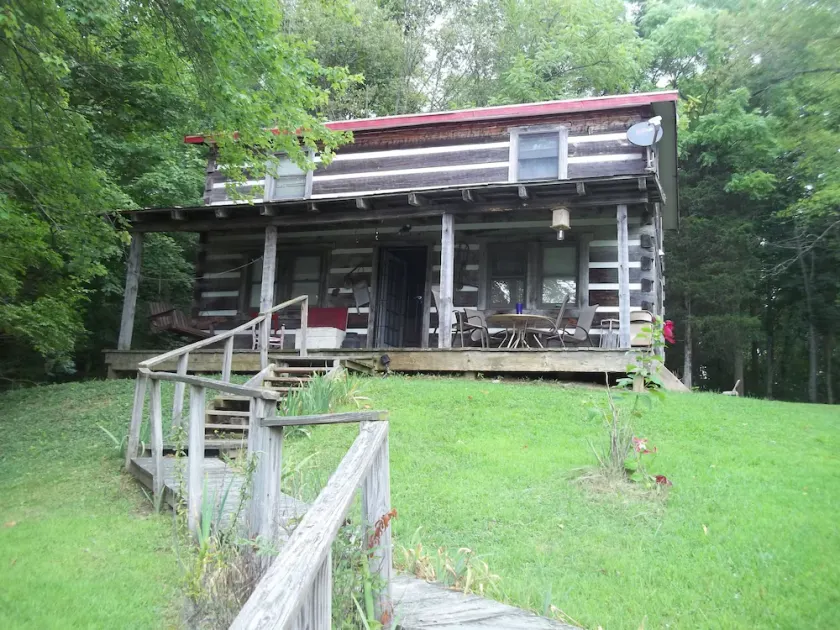 Hilltop Hide A Way Log Home ....................................... - Image 1