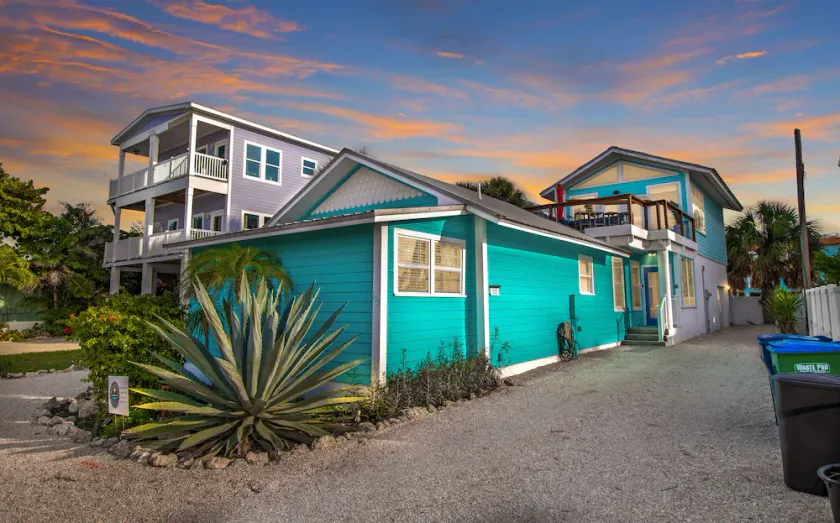 Private POOL/SPA-Almost beachfront, Amazing Gulf Views, walk to Bridge St. - Image 1