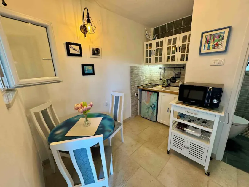 Holiday apartment near the beach - Image 1