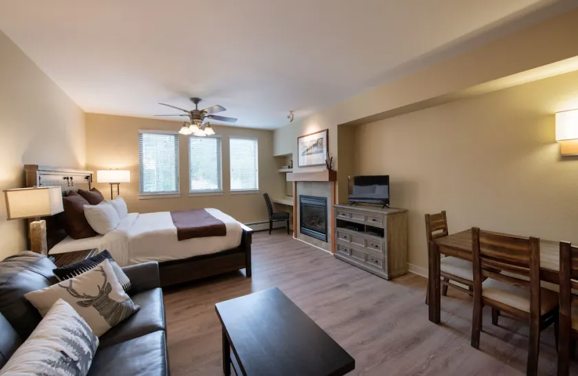 Modern Ski Studio Apartment with In-Room Fireplace - Fraser Crossing Founders Pointe Premium-Rated 4443 - Image 1