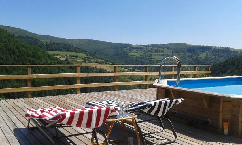 VILLA I HJERTET I ARDÈCHE TIL LEJE - Image 1