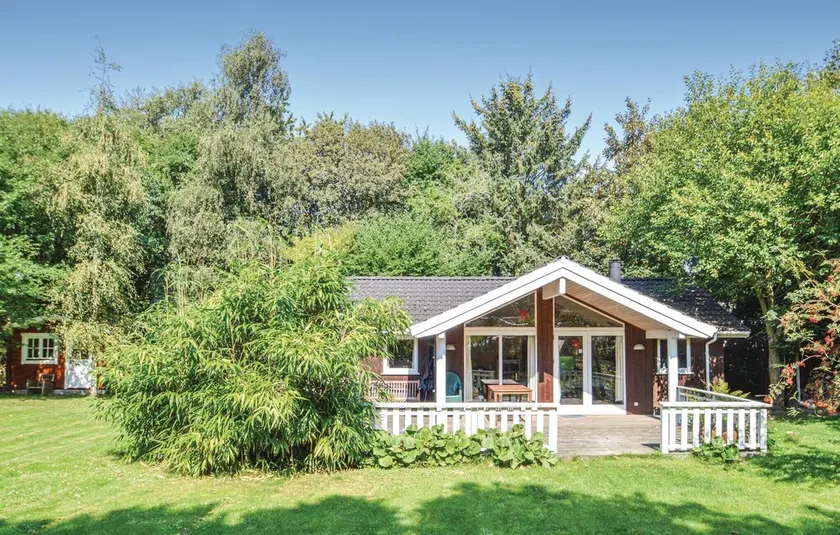 Strandvilla i Lundby med sauna - Image 1