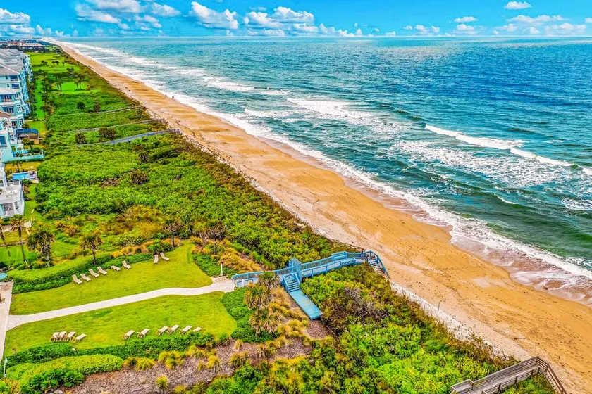 Coastal Gem on the Golf Course w/ Shared Pool, & Beach Access - Dog-Friendly - Image 1