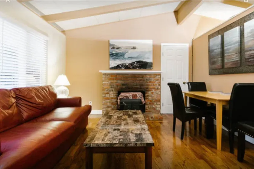 you will love this Craftsman style home - Image 1