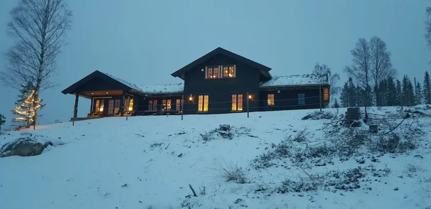 Luxury cabin /6 - 16 pers/Jacuzzi/1h from Oslo/30min from OSL✈ - Image 1