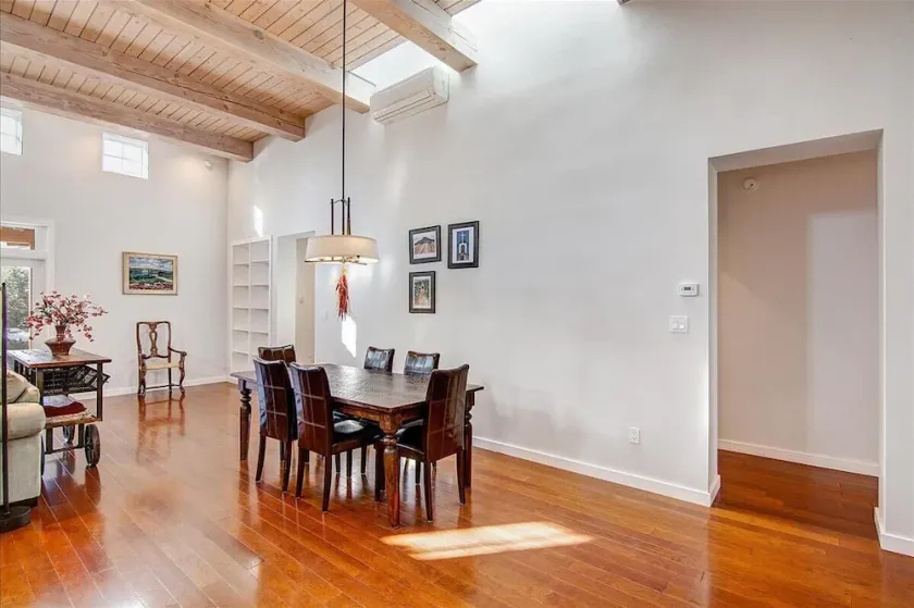Modern Oasis near Downtown Santa Fe - Image 1