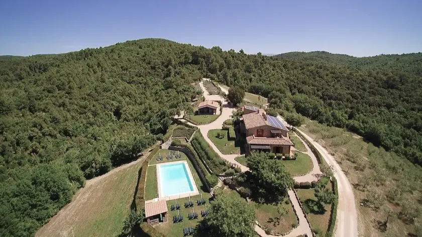 Forte Sorgnano | Farmhouse with pool - Image 1