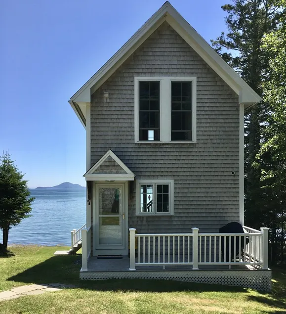 Sea Spray - Modern Oceanfront Cottage with Views of Cadillac Mountain & Acadia - Image 1