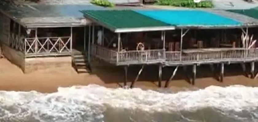Mini Resort on seaside with restaurant on the beach large choice of rooms - Image 1