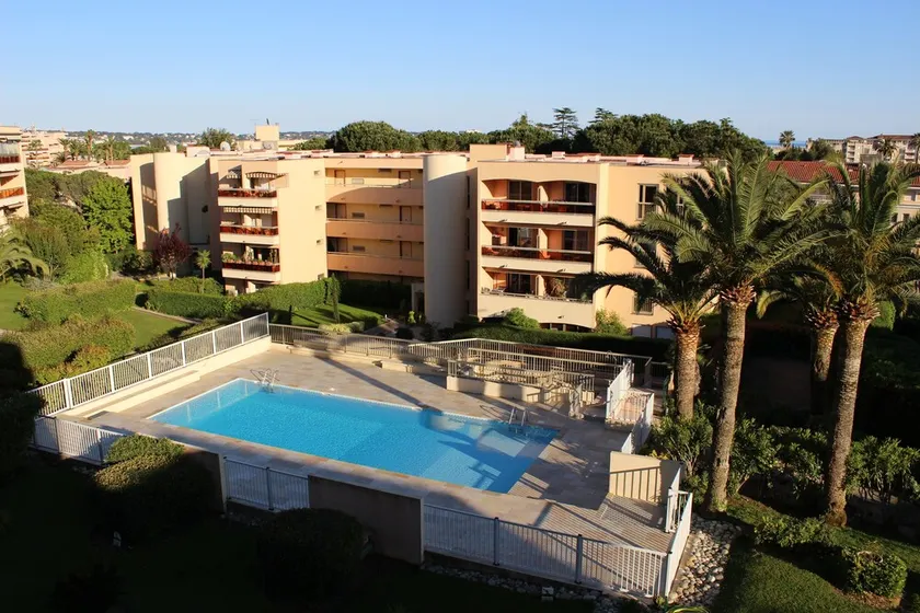 Golfe Juan SC4 Golfe Juan - Image 1