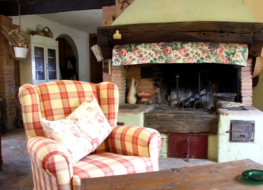 Lovely Barn with Private Pool near San Gimignano, between Florence and Siena. - Image 1