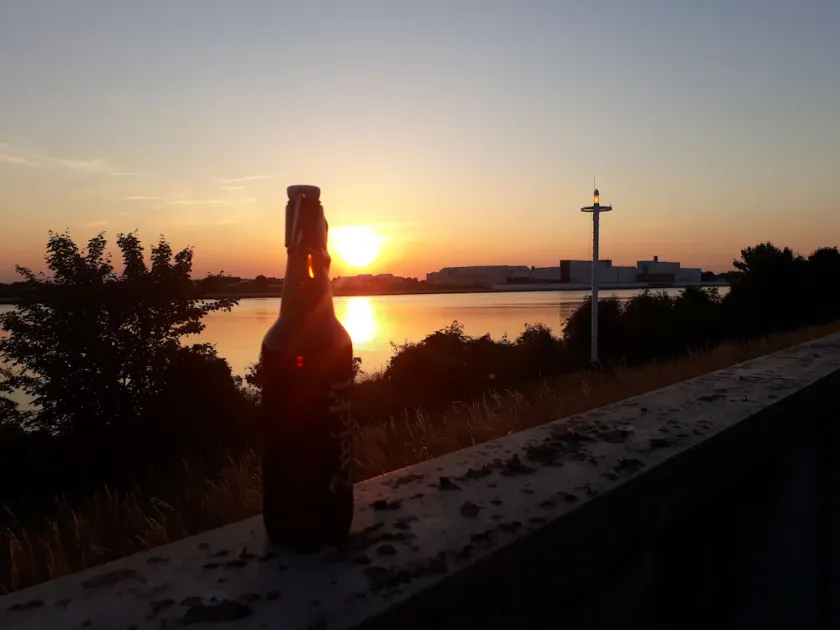 Vacances directement sur la digue de la Weser à Brême - Image 1