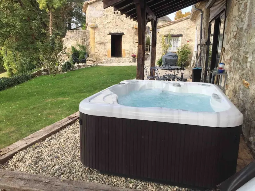 L'antre des Bastides - Charming gîte 4/5 pers - Heated pool & private spa - Image 1