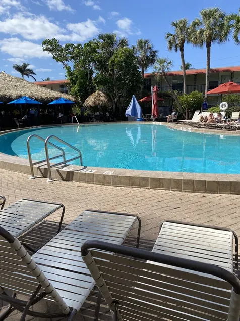 Gulf coast Inn Of Naples condo - Image 1