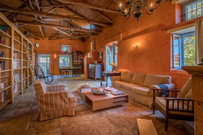 Bratis Holiday Home - Image 1