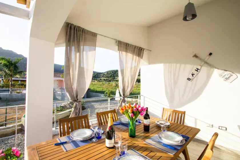 Flower house - Charming cottage 500 meters from the beach - Image 1