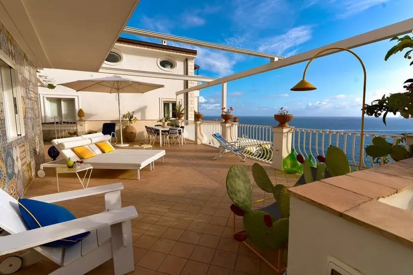 Celebrity Suite - Big Terrace on the Sea - Image 1