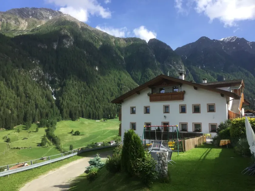 Appartement confortable avec vue sur la cascade fantatischem Flim - Image 1