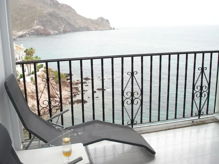APTO, WIFI i ACANTILADO 'VIEW TO THE SEA'. PARKERING - Image 1