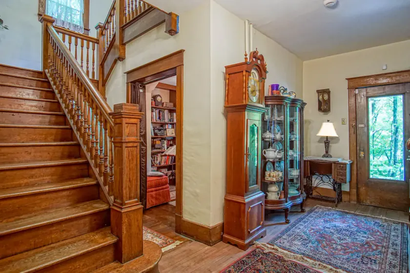 5 Br: Historic Glaab House in Cass, with AC, Amazing Kitchen, Covered Porches, Historical Landmark - Image 1