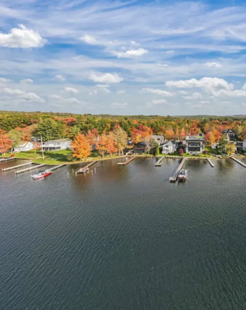 Completely Renovated Waterfront Home - minutes to amenities!  - Image 1