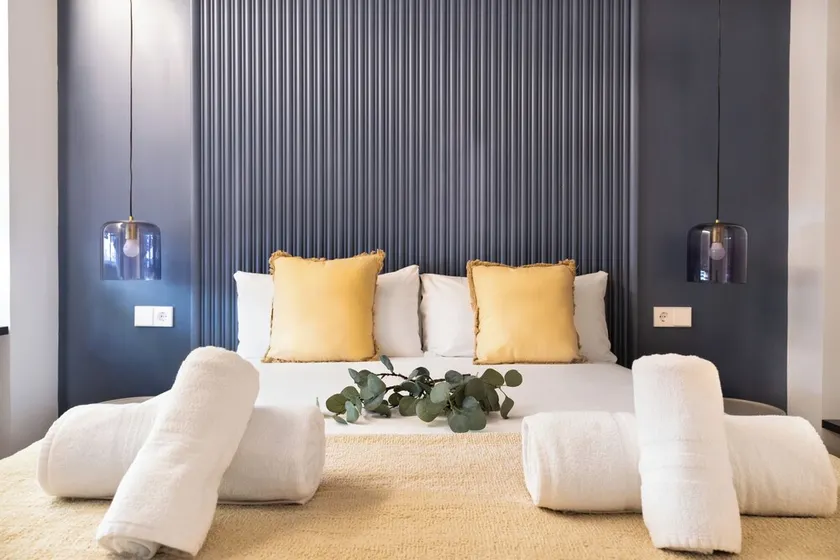 Calma Rooms by Charming - Image 1