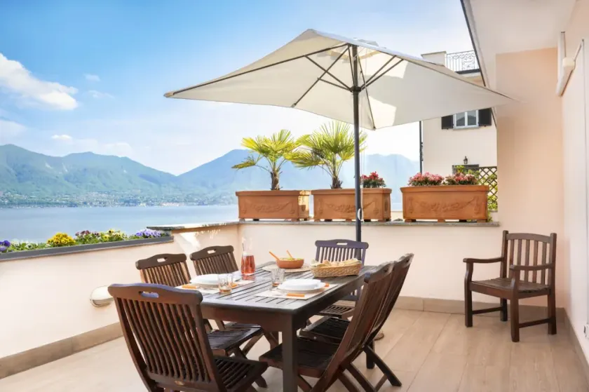 Bilocale 6 with balconyterrace - Image 1