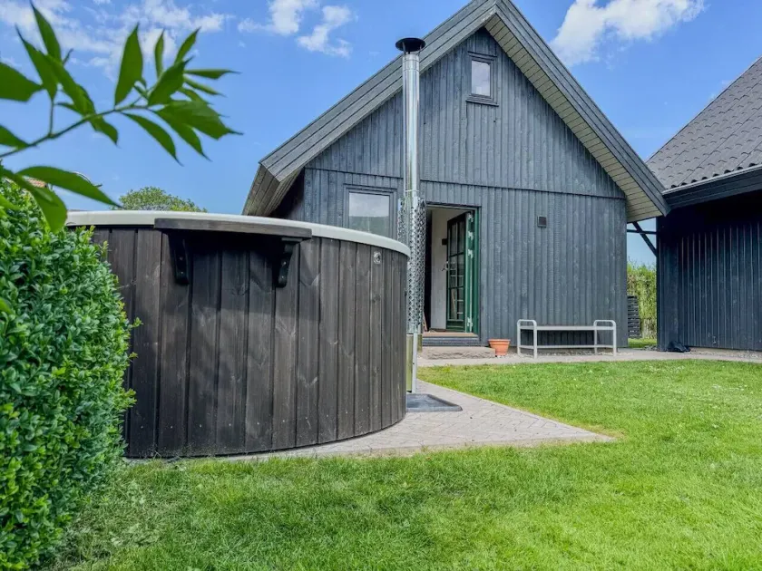 Stilvolles Strandhaus-200m Meer-HotTub-Sauna-Kamin - Image 1