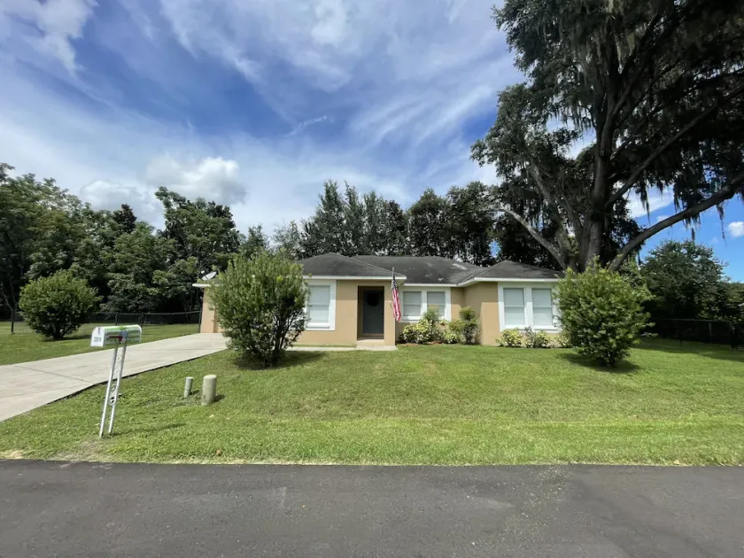 Whole House in San Antonio. Walking Distance to St. Leo University! - Image 1