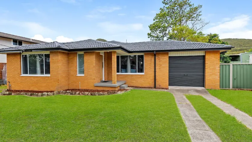 Rigney St 35 - Holiday Near the Bay - Image 1