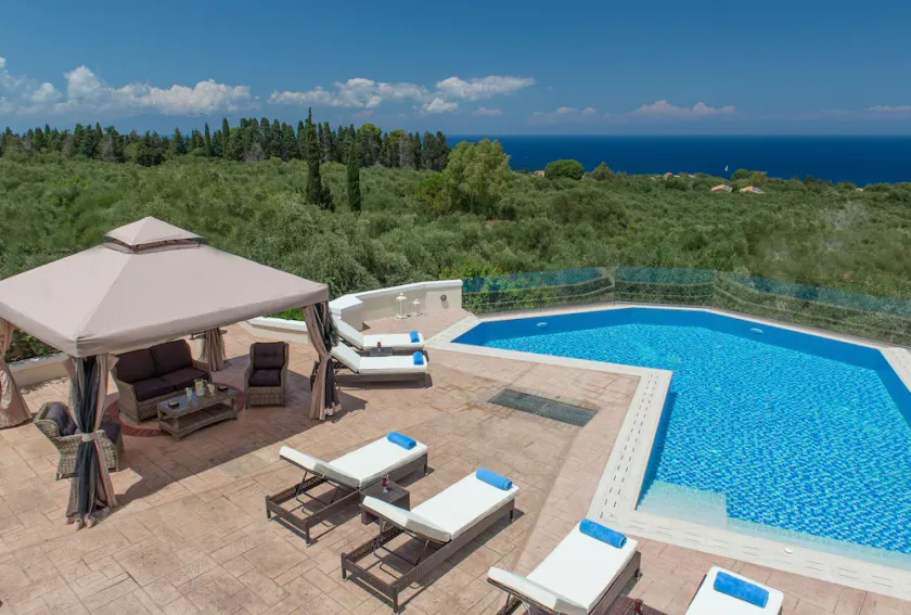Panoramic Views, Authentic Atmosphere, Privacy, Luxury - Image 1