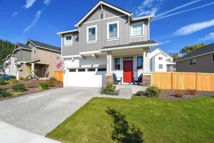 Camas Family Home - Private Hot Tub & Pool Access - Image 1