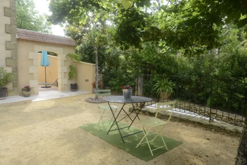 Gite ground floor house 200 m from the village, swimming pool - Image 1