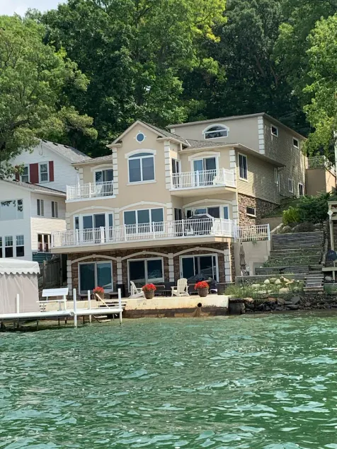 Luxury Lakefront Home on Lake James - Image 1