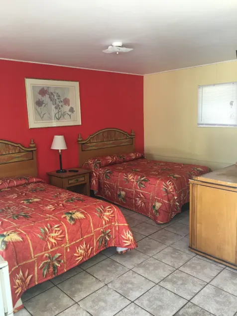Shelton Motel - Image 1