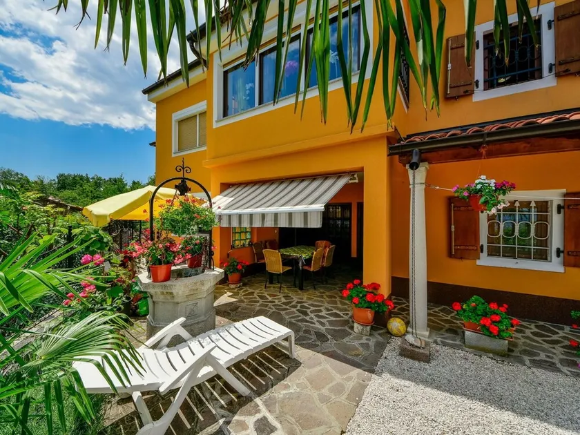 Lovely apartment for 6 people with WIFI, A/C, TV, terrace and pets allowed - Image 1