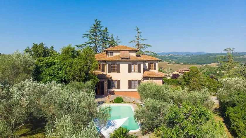Villa Fiorentini 10, Emma Villas - Image 1