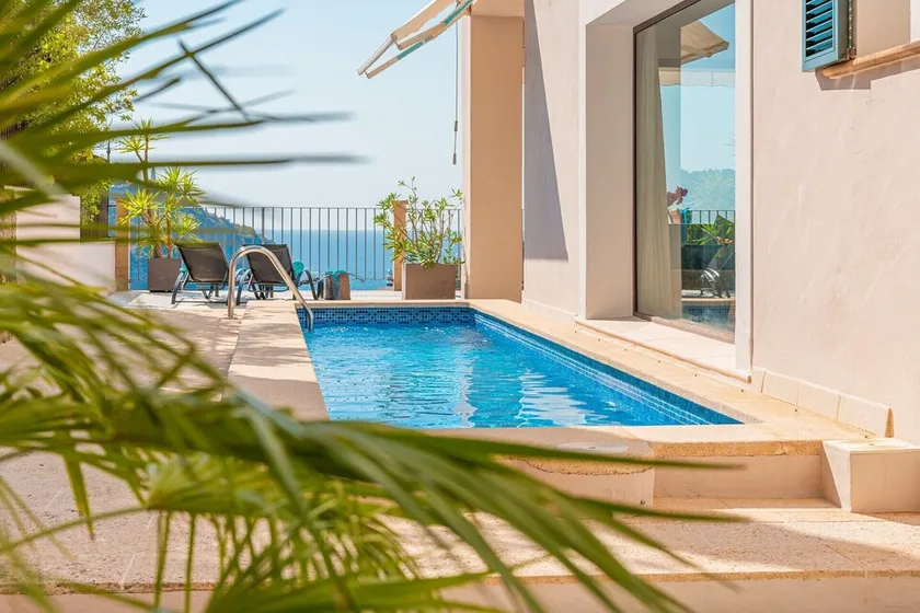 Villa 'Casa Del Puerto' with Sea Views, Wi-Fi and Air Conditioning - Image 1