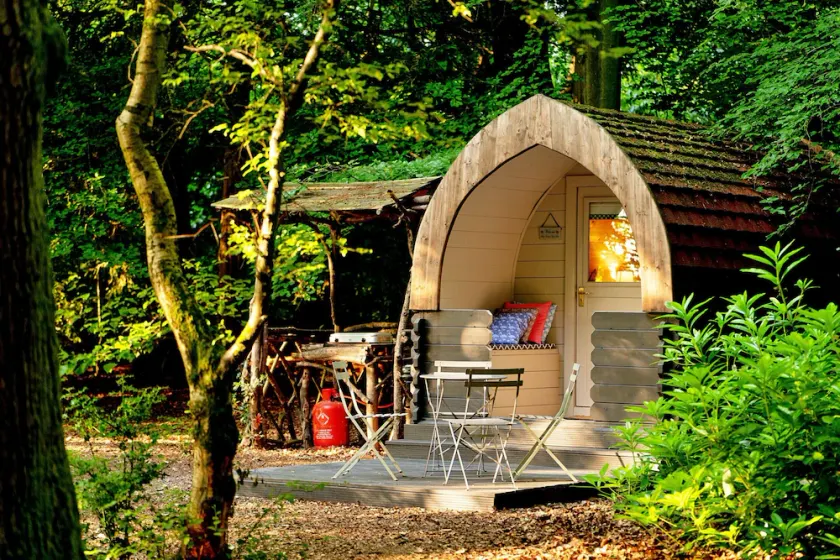 Woodlang Glamping Near Newbury, No Deposit - Image 1