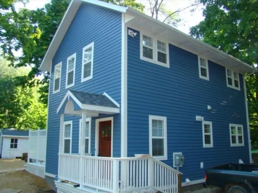 Livingston's Fabulous Beachhouse - Image 1