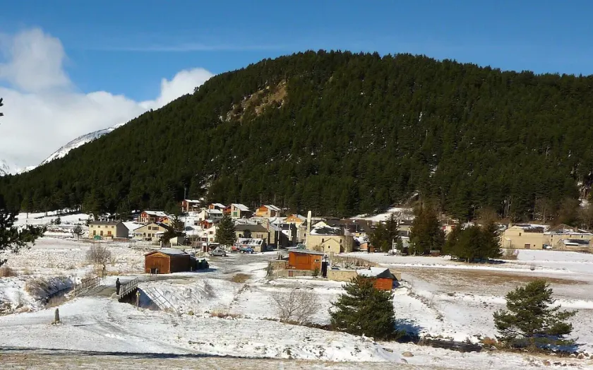 Maison de montagne village typique - Image 1