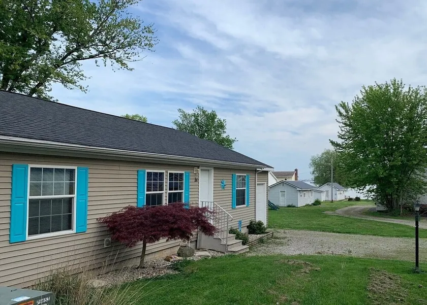 Marblehead Family Lake Cottage - 3 bedroom - Image 1