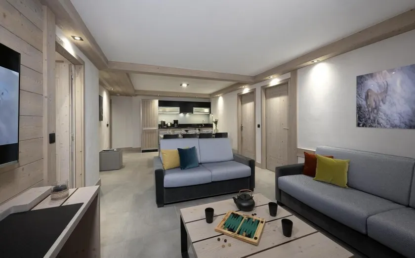 Wifi, bis 20m skipiste, blick berg, fitness, schwimmbad, sauna, hammam, balkon, fernseher - Image 1