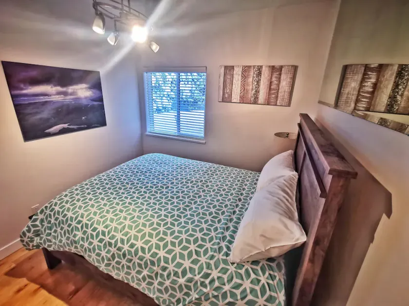 Teri's Modern Apartment - Image 1